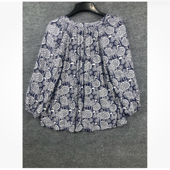 Crown & Ivy Navy/White Camel Floral Top Sz Lg - Picture 8 of 9